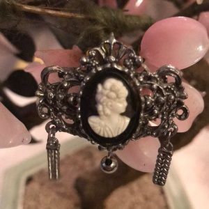 Victorian cameo brooch